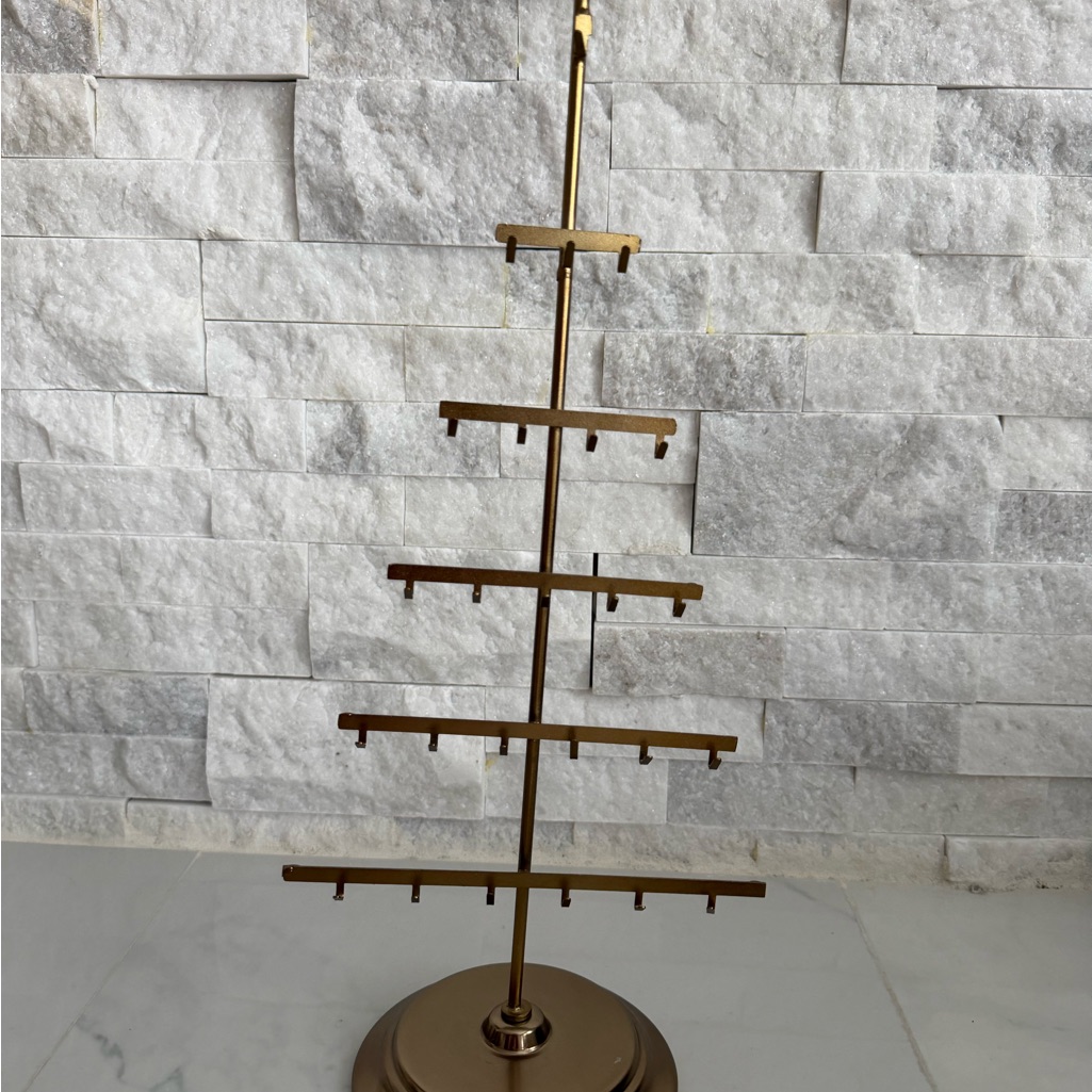 Magnolia Brass Jewelry Organizer 18$